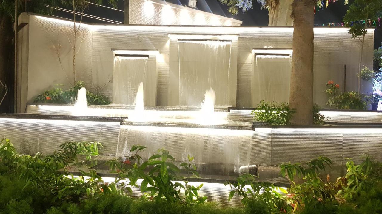 Kingston Resort Kanpur Exterior foto