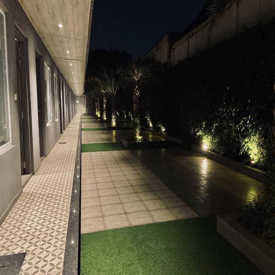 Kingston Resort Kanpur Exterior foto