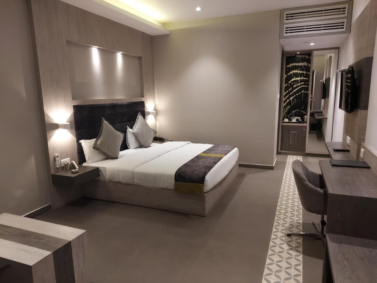 Kingston Resort Kanpur Exterior foto
